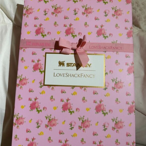 Stanley LoveShackFancy Pink Floral Iceflow Tumbler with Satin Bag - Picture 7 of 8